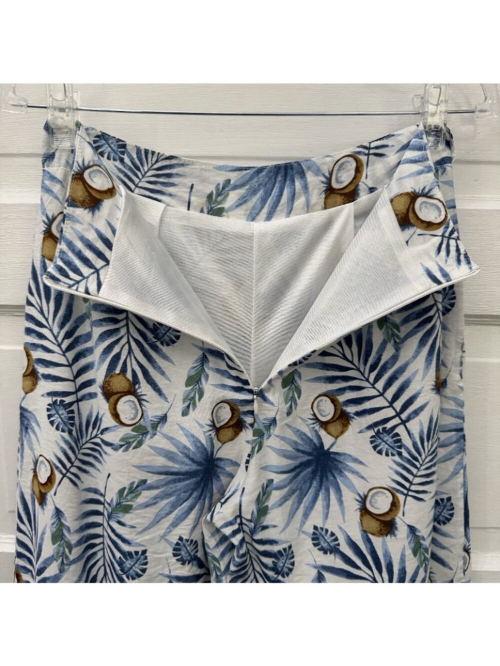 Womens XS Tropical Coconut Palm Print Cropped Pants Lined Resort Beach - Picture 4 of 13